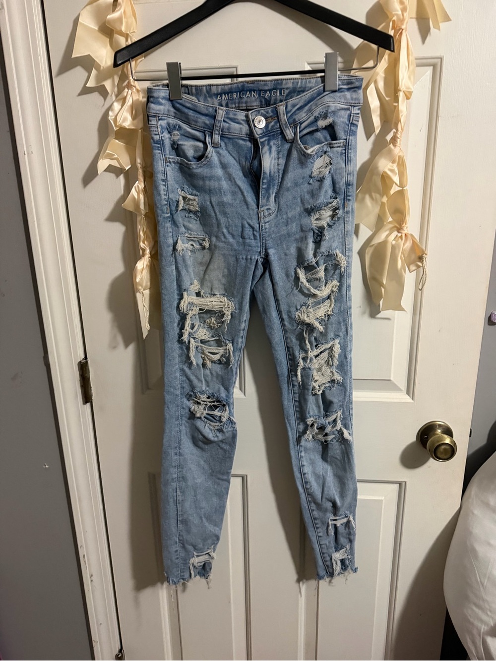 American Eagle Outfitters Light Blue Ripped Skinny Jeans